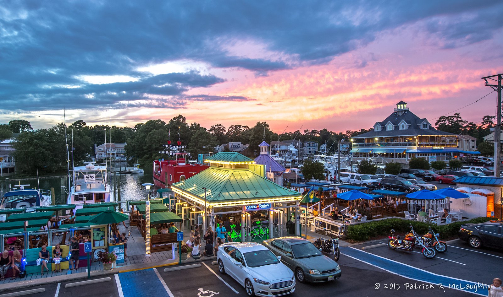 rudee-s-on-the-inlet-restaurant-cabana-barvirginia-beach-restaurant